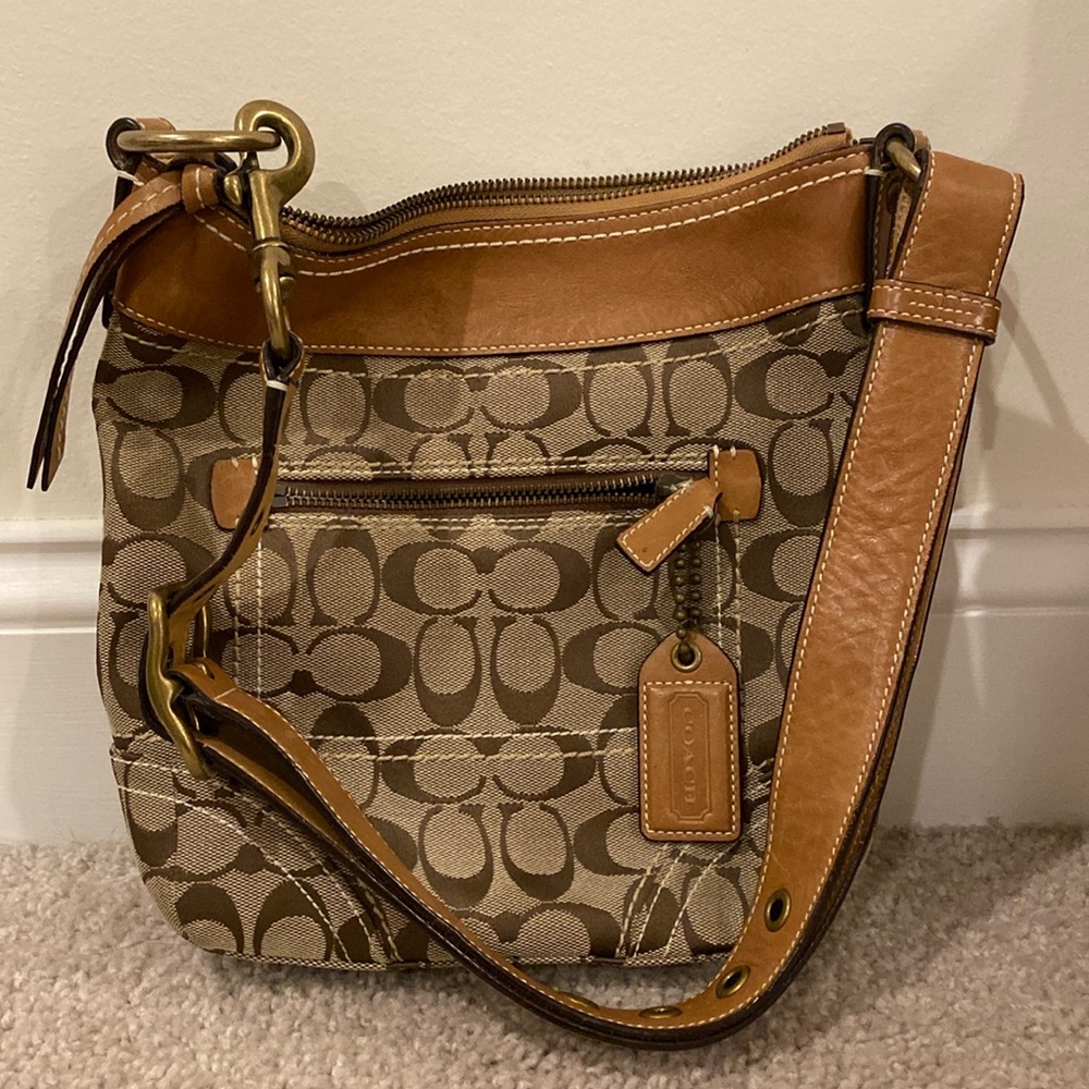 Vintage Coach Signature Medium Crossbody
